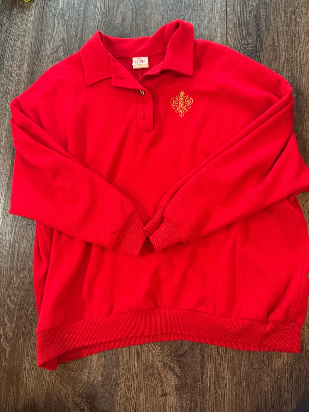 Vintage Women's Red V-Neck Polo Sweater with Gold Crest Embroidery